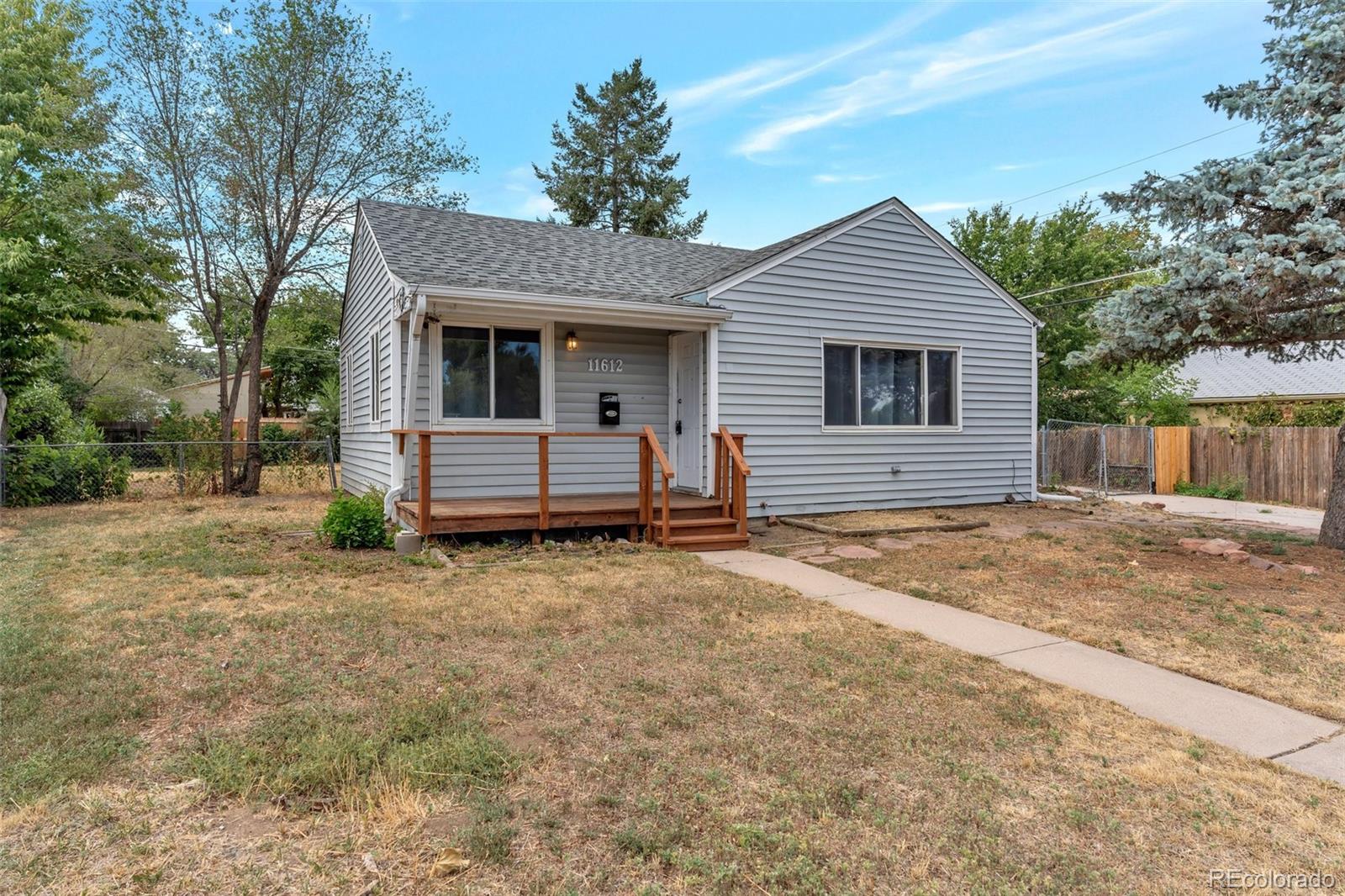 11612 Del Mar Parkway, Aurora, CO 80010, 3 Bedrooms Bedrooms, ,1 BathroomBathrooms,Residential,For Sale,Del Mar,REC2023727