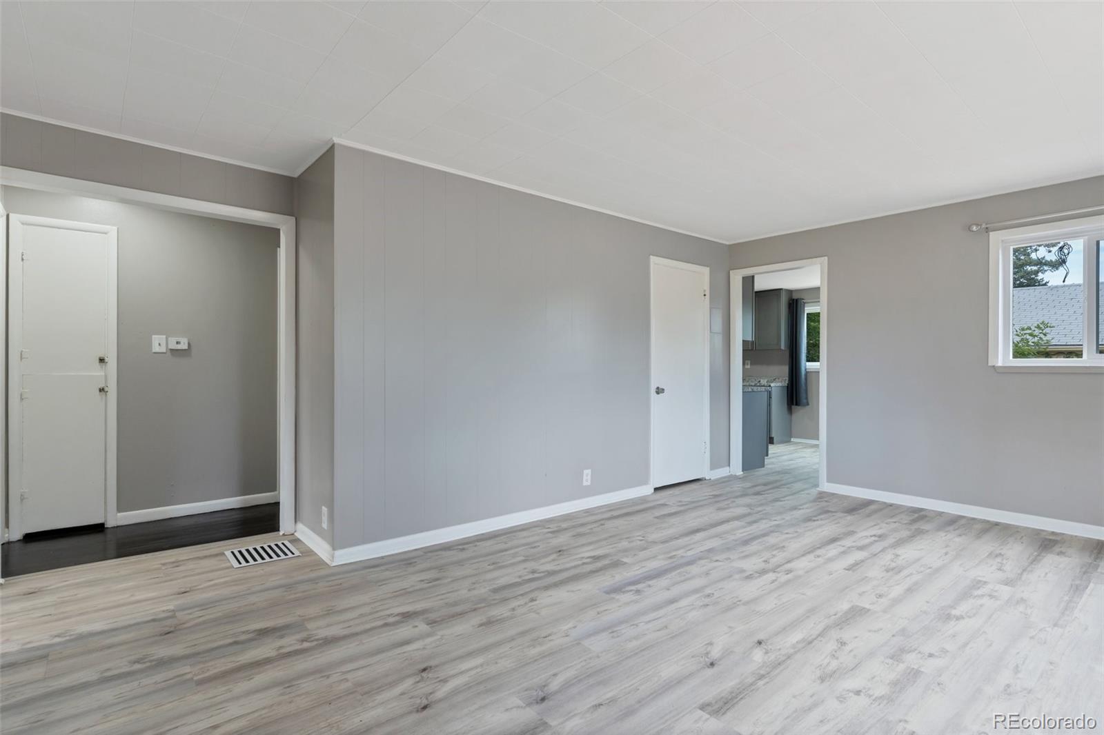 11612 Del Mar Parkway, Aurora, CO 80010, 3 Bedrooms Bedrooms, ,1 BathroomBathrooms,Residential,For Sale,Del Mar,REC2023727