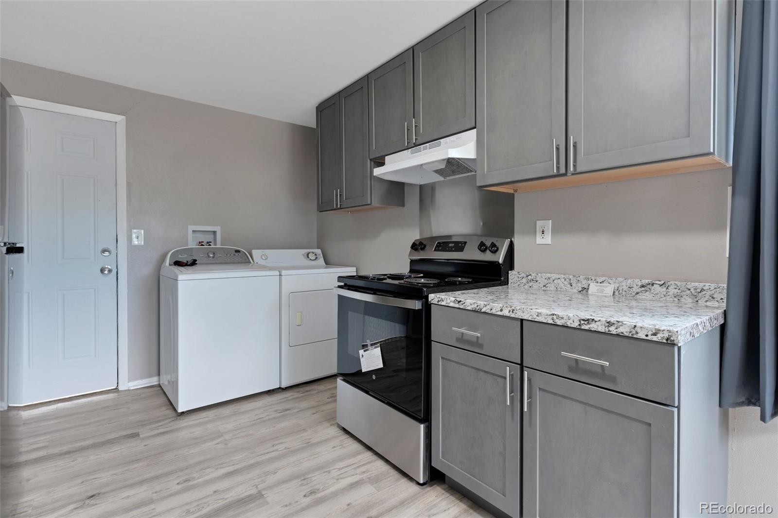11612 Del Mar Parkway, Aurora, CO 80010, 3 Bedrooms Bedrooms, ,1 BathroomBathrooms,Residential,For Sale,Del Mar,REC2023727