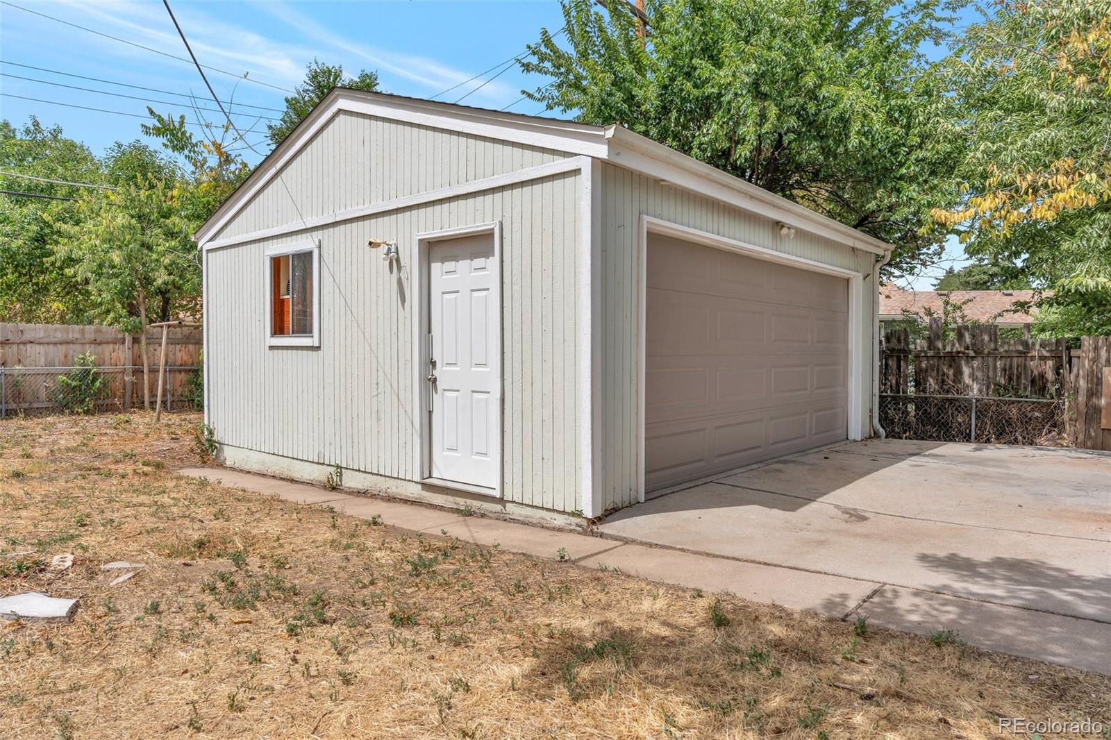 11612 Del Mar Parkway, Aurora, CO 80010, 3 Bedrooms Bedrooms, ,1 BathroomBathrooms,Residential,For Sale,Del Mar,REC2023727