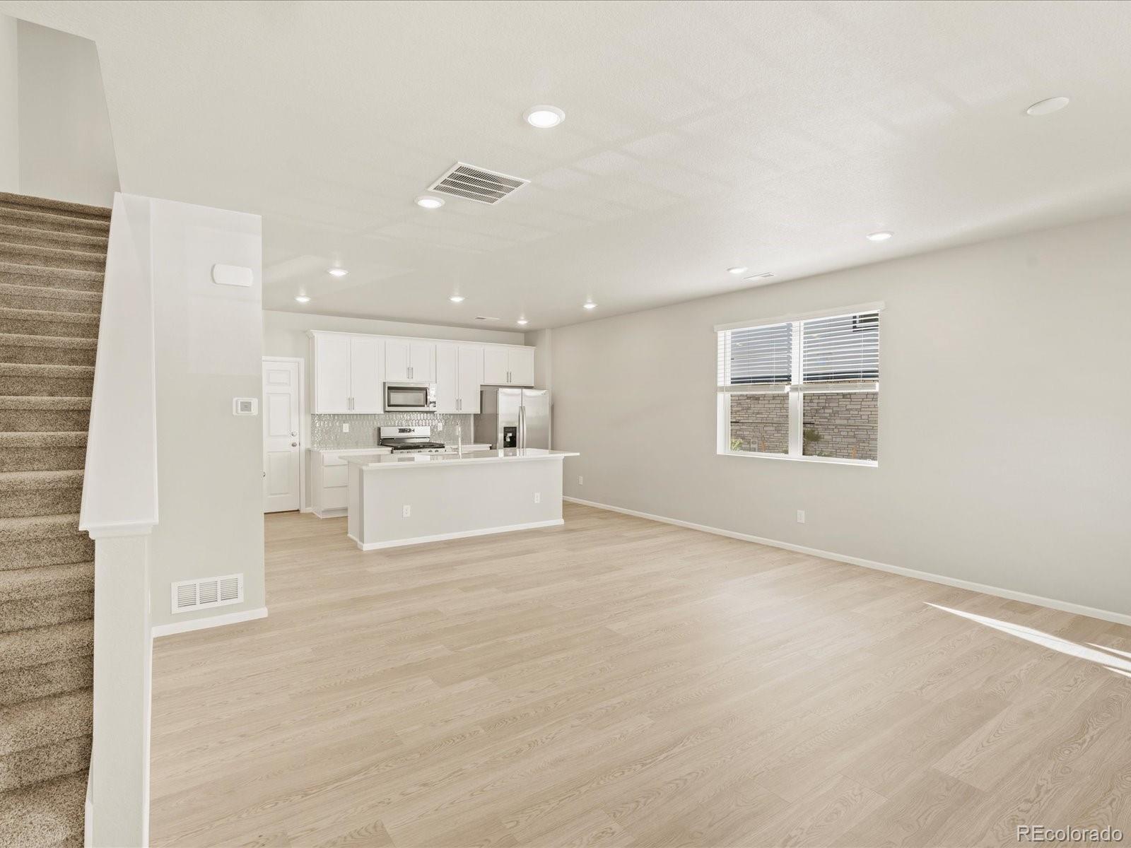 20982 66th Avenue, Aurora, CO 80019, 3 Bedrooms Bedrooms, ,3 BathroomsBathrooms,Residential,For Sale,66th,REC5818775