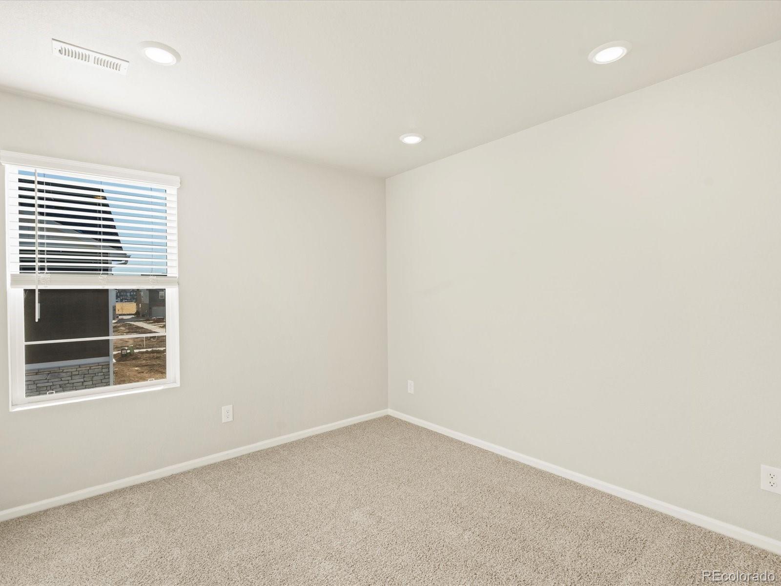 20982 66th Avenue, Aurora, CO 80019, 3 Bedrooms Bedrooms, ,3 BathroomsBathrooms,Residential,For Sale,66th,REC5818775