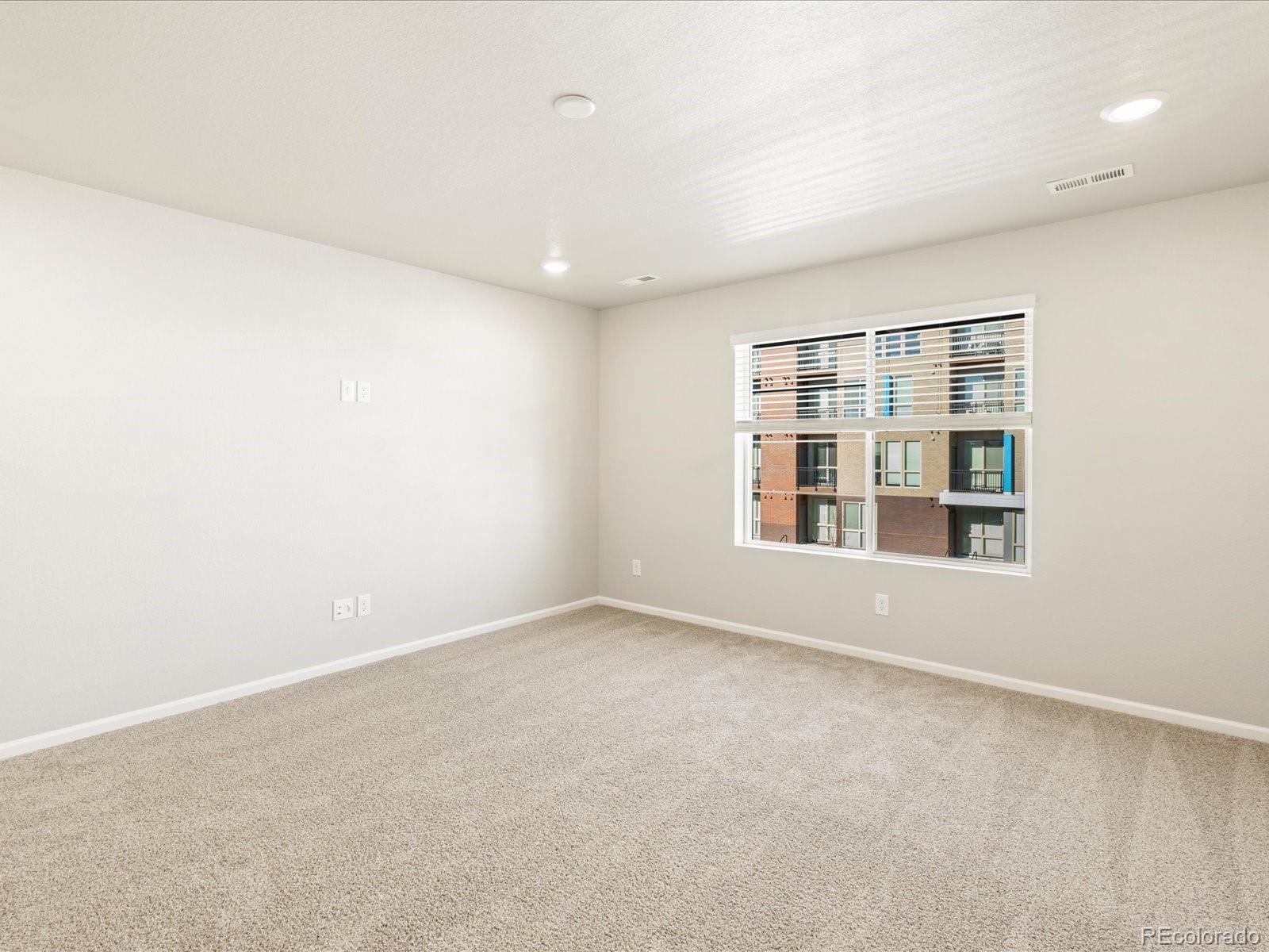 20982 66th Avenue, Aurora, CO 80019, 3 Bedrooms Bedrooms, ,3 BathroomsBathrooms,Residential,For Sale,66th,REC5818775