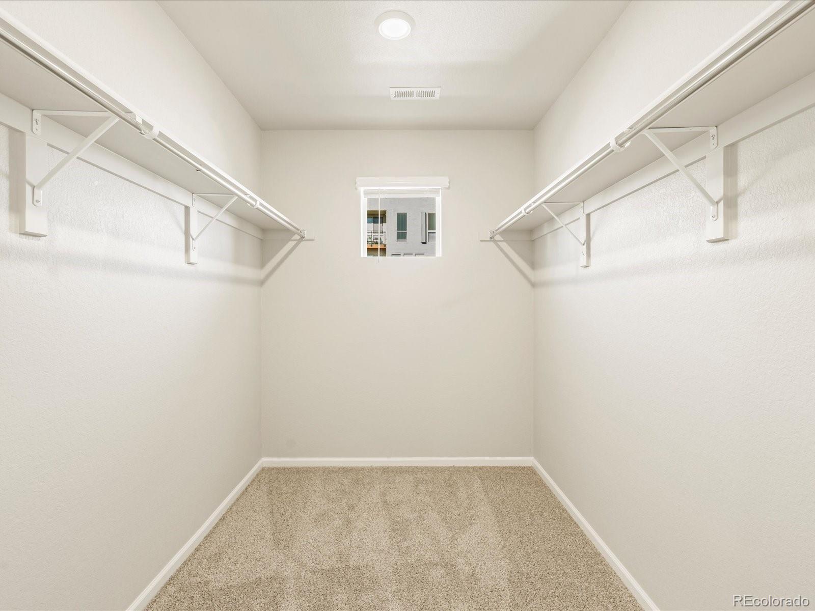 20982 66th Avenue, Aurora, CO 80019, 3 Bedrooms Bedrooms, ,3 BathroomsBathrooms,Residential,For Sale,66th,REC5818775