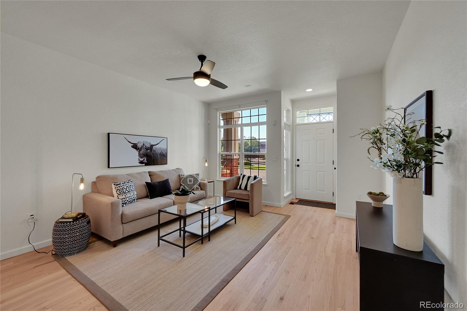 9760 Florida Place, Aurora, CO 80247, 3 Bedrooms Bedrooms, ,3 BathroomsBathrooms,Residential,For Sale,Florida,REC8663830