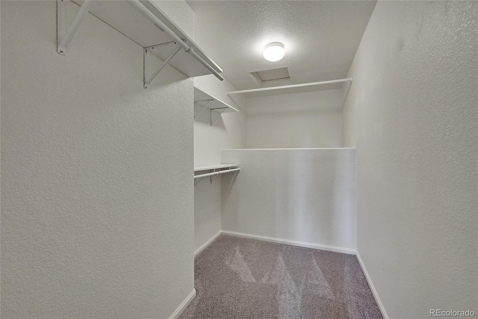 9760 Florida Place, Aurora, CO 80247, 3 Bedrooms Bedrooms, ,3 BathroomsBathrooms,Residential,For Sale,Florida,REC8663830