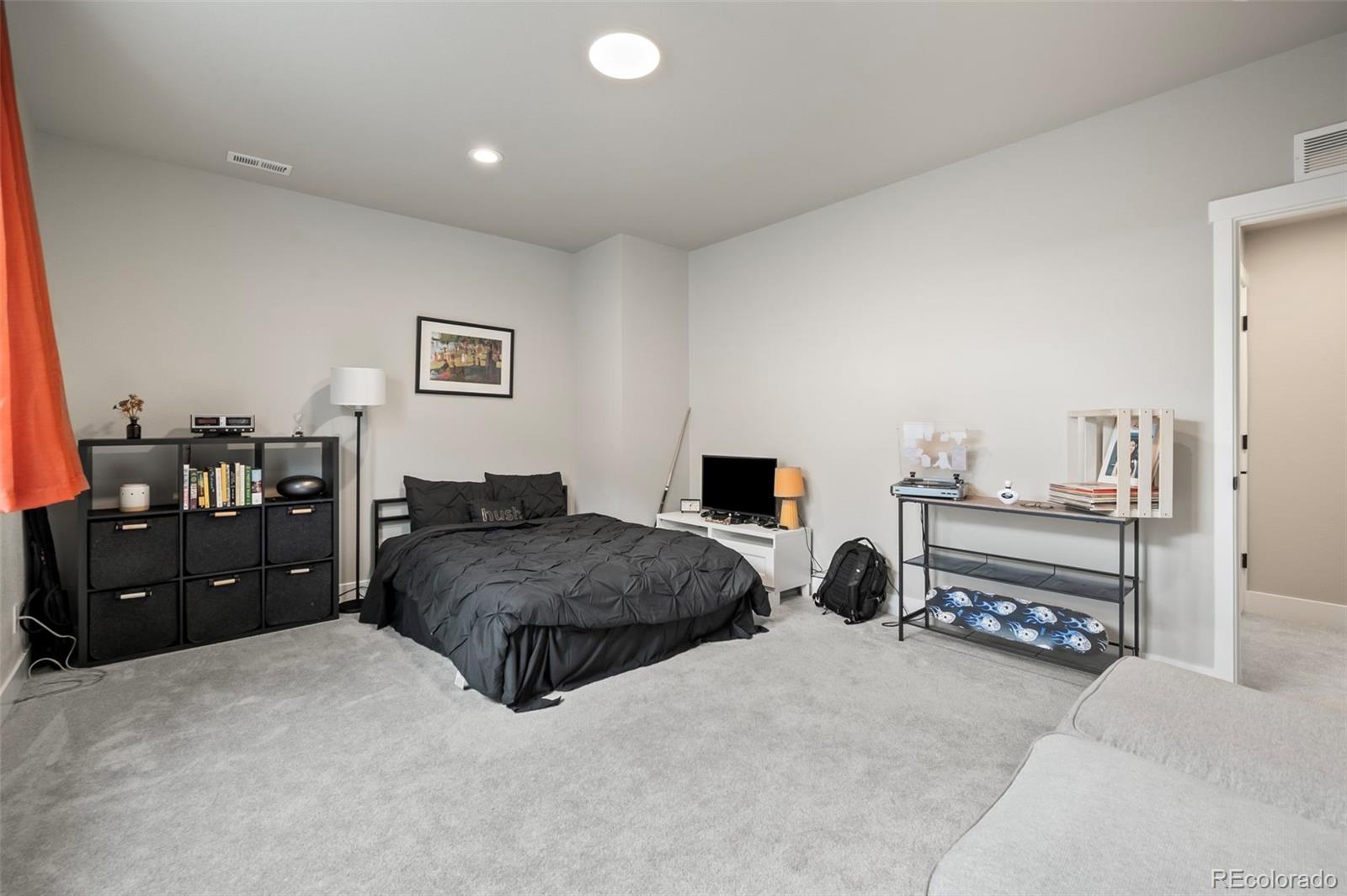 9197 Glitter Way, Colorado Springs, CO 80924, 5 Bedrooms Bedrooms, ,5 BathroomsBathrooms,Residential,For Sale,Glitter,REC7992837