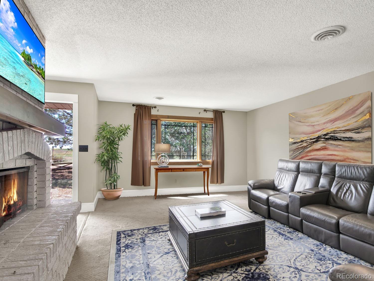 45511 County Road, Burlington, CO 80807, 5 Bedrooms Bedrooms, ,4 BathroomsBathrooms,Residential,For Sale,County,REC2539010