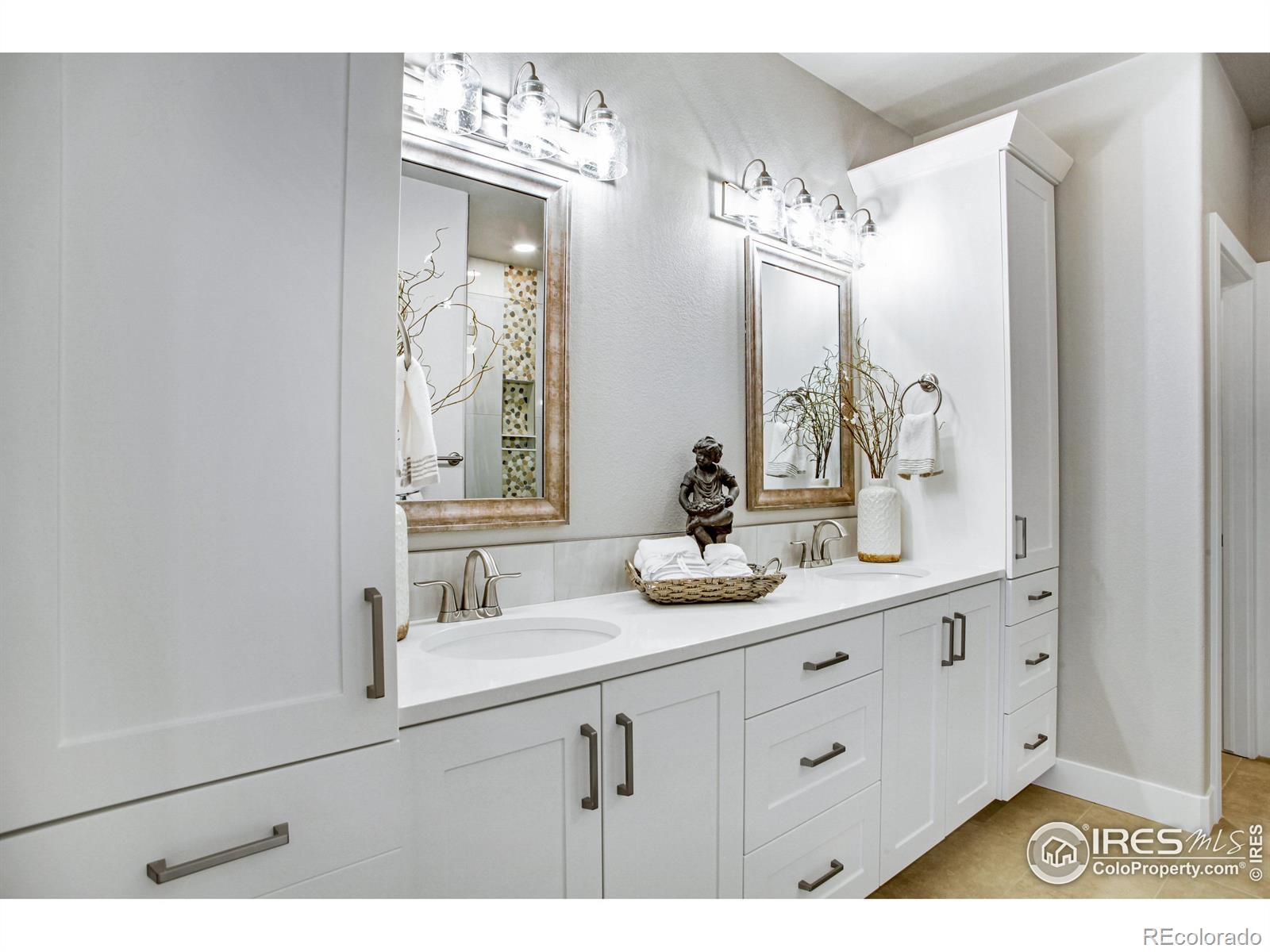 1361 Art Drive, Berthoud, CO 80513, 5 Bedrooms Bedrooms, ,4 BathroomsBathrooms,Residential,For Sale,Art,RECIR1017328