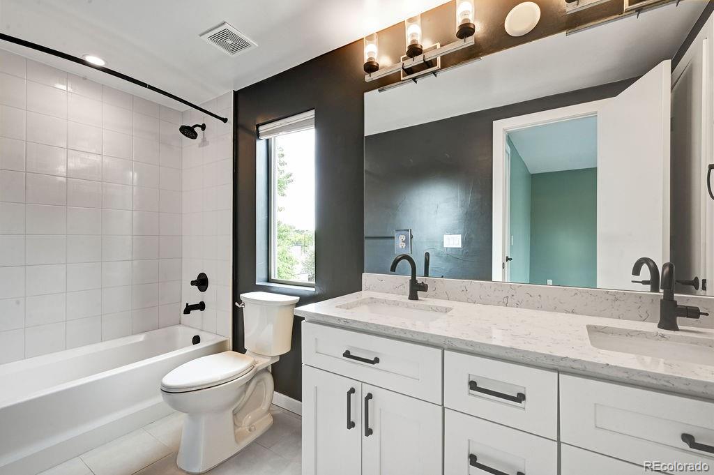 2090 S Galapago Street, Denver, CO 80223, 2 Bedrooms Bedrooms, ,4 BathroomsBathrooms,Residential,For Sale,Galapago,REC3738924