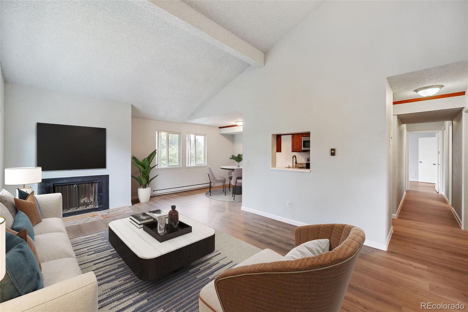 8100 Quincy Avenue #B12, Littleton, CO 80123, 2 Bedrooms Bedrooms, ,2 BathroomsBathrooms,Residential,For Sale,Lake Chalet,Quincy,REC4853442