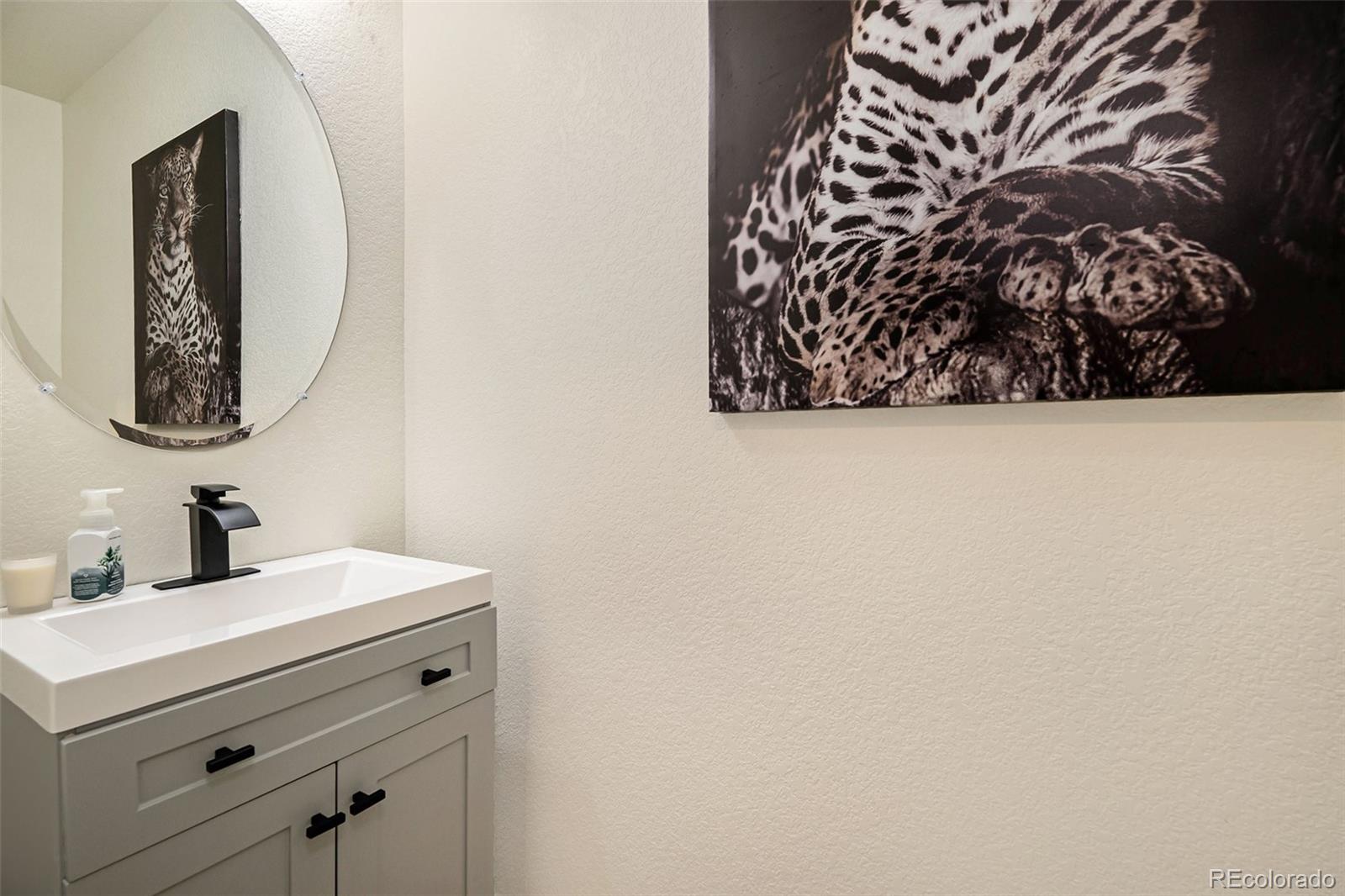 760 Allium Street, Watkins, CO 80137, 4 Bedrooms Bedrooms, ,3 BathroomsBathrooms,Residential,For Sale,Allium,REC1732300