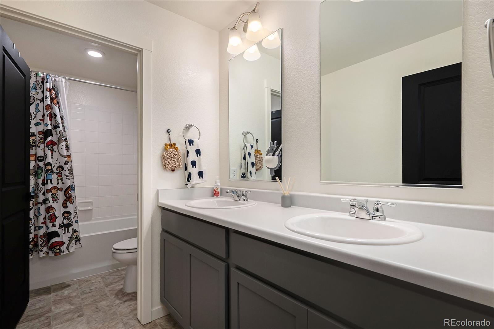 760 Allium Street, Watkins, CO 80137, 4 Bedrooms Bedrooms, ,3 BathroomsBathrooms,Residential,For Sale,Allium,REC1732300