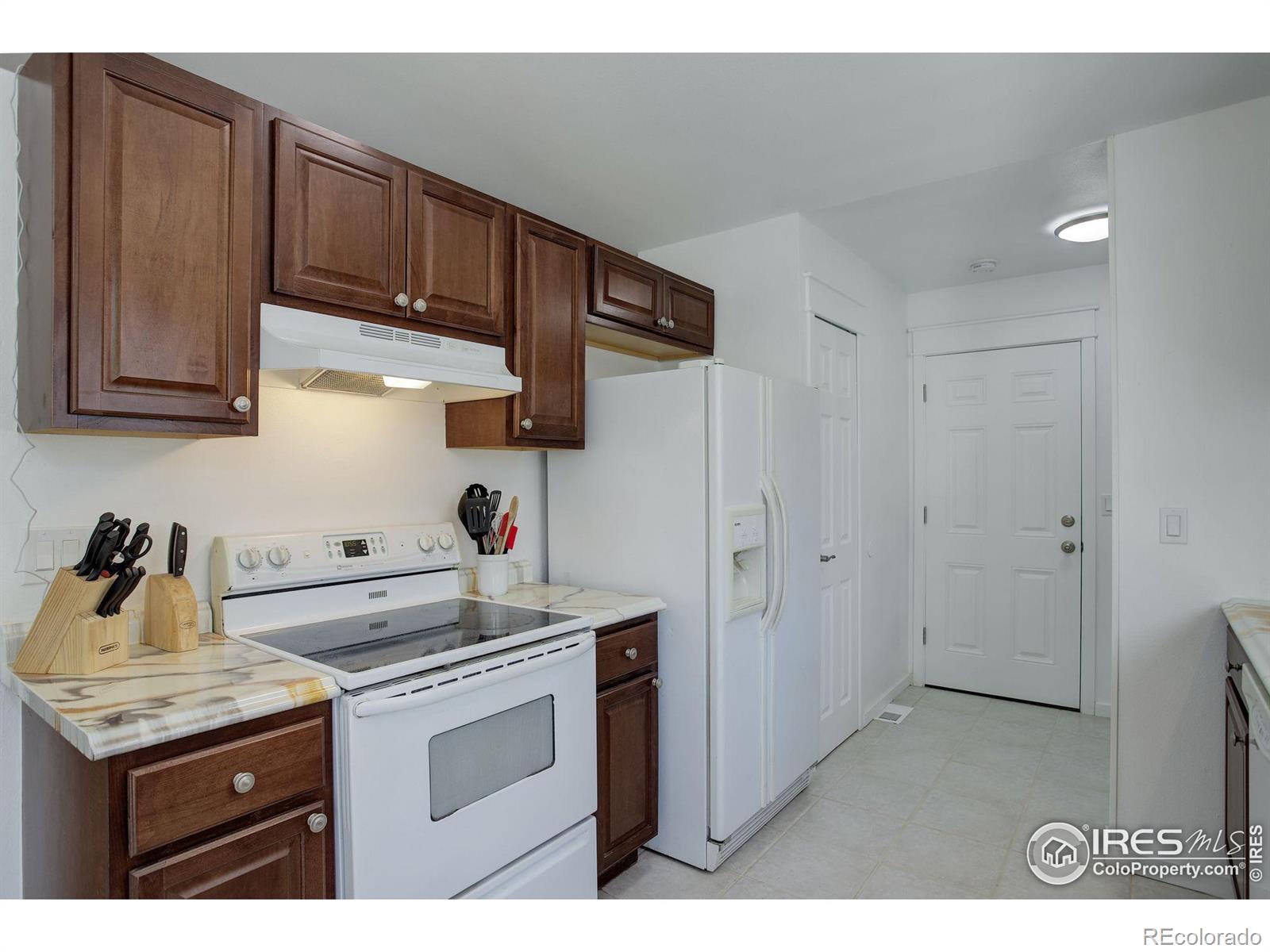 109 Fossil Court, Fort Collins, CO 80525, 3 Bedrooms Bedrooms, ,2 BathroomsBathrooms,Residential,For Sale,Fossil,RECIR1017414