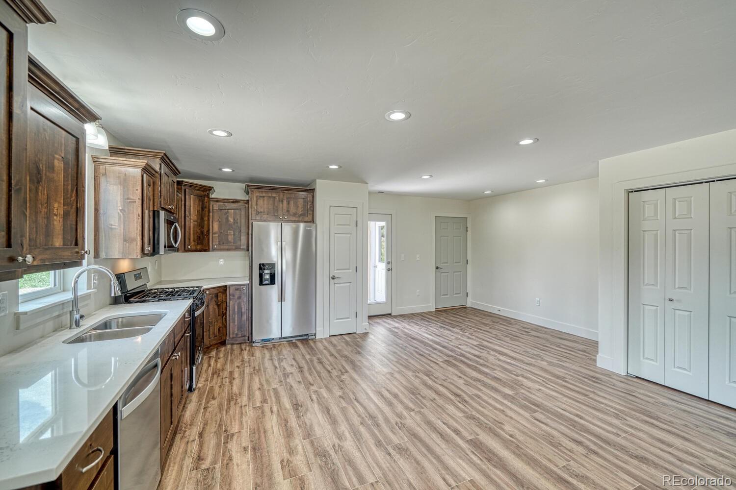868 Hoover Circle, Poncha Springs, CO 81242, 2 Bedrooms Bedrooms, ,2 BathroomsBathrooms,Residential,For Sale,Hoover,REC6830899