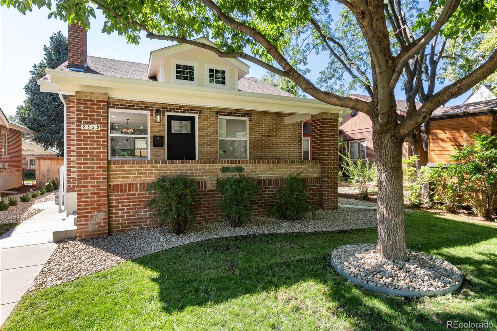 2555 Holly Street, Denver, CO 80207, 3 Bedrooms Bedrooms, ,3 BathroomsBathrooms,Residential,For Sale,Holly,REC8339353
