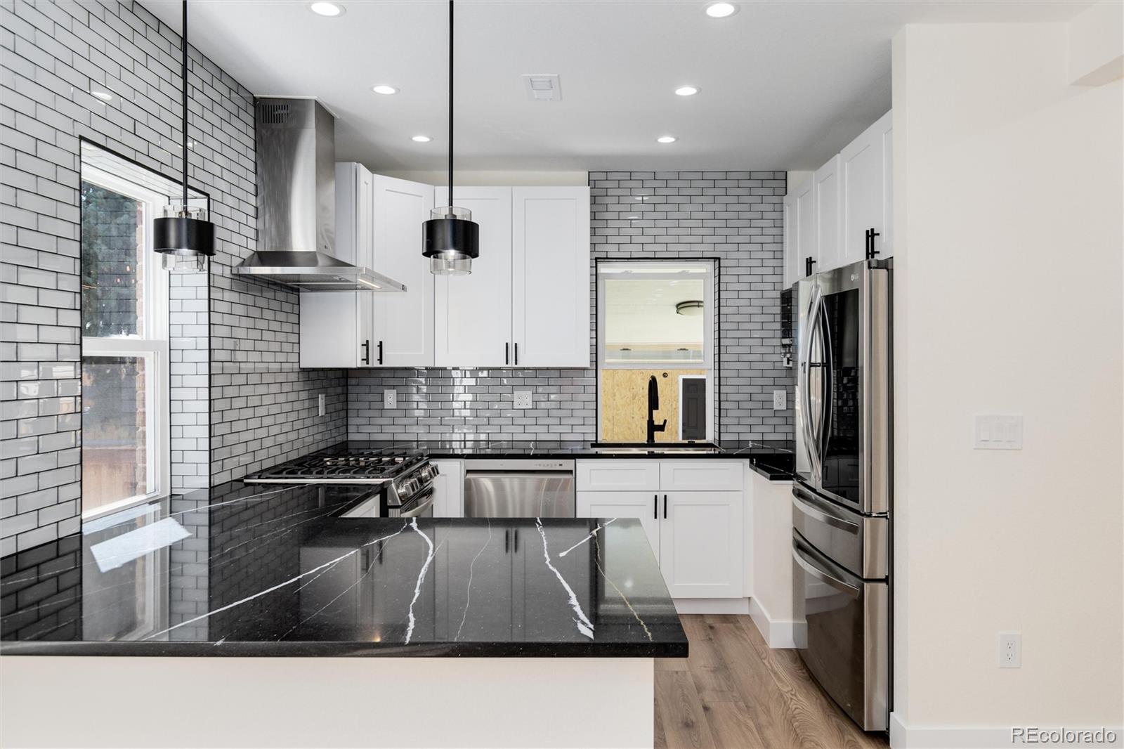 2555 Holly Street, Denver, CO 80207, 3 Bedrooms Bedrooms, ,3 BathroomsBathrooms,Residential,For Sale,Holly,REC8339353