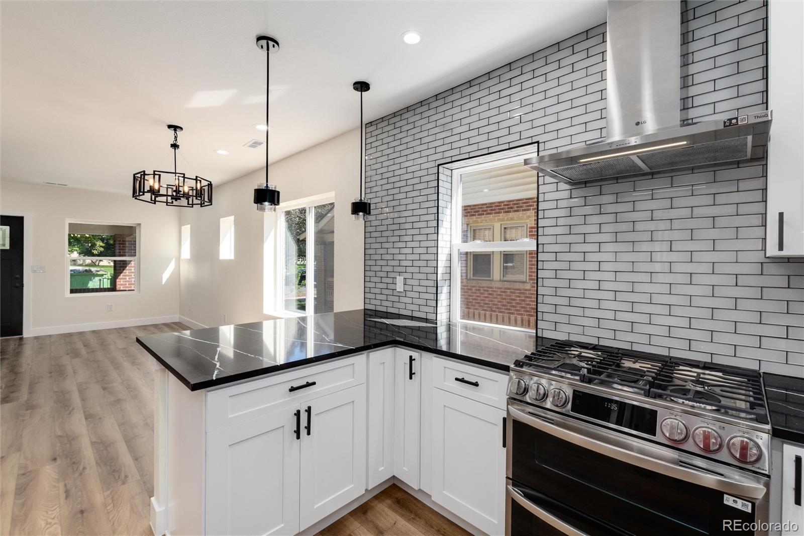 2555 Holly Street, Denver, CO 80207, 3 Bedrooms Bedrooms, ,3 BathroomsBathrooms,Residential,For Sale,Holly,REC8339353