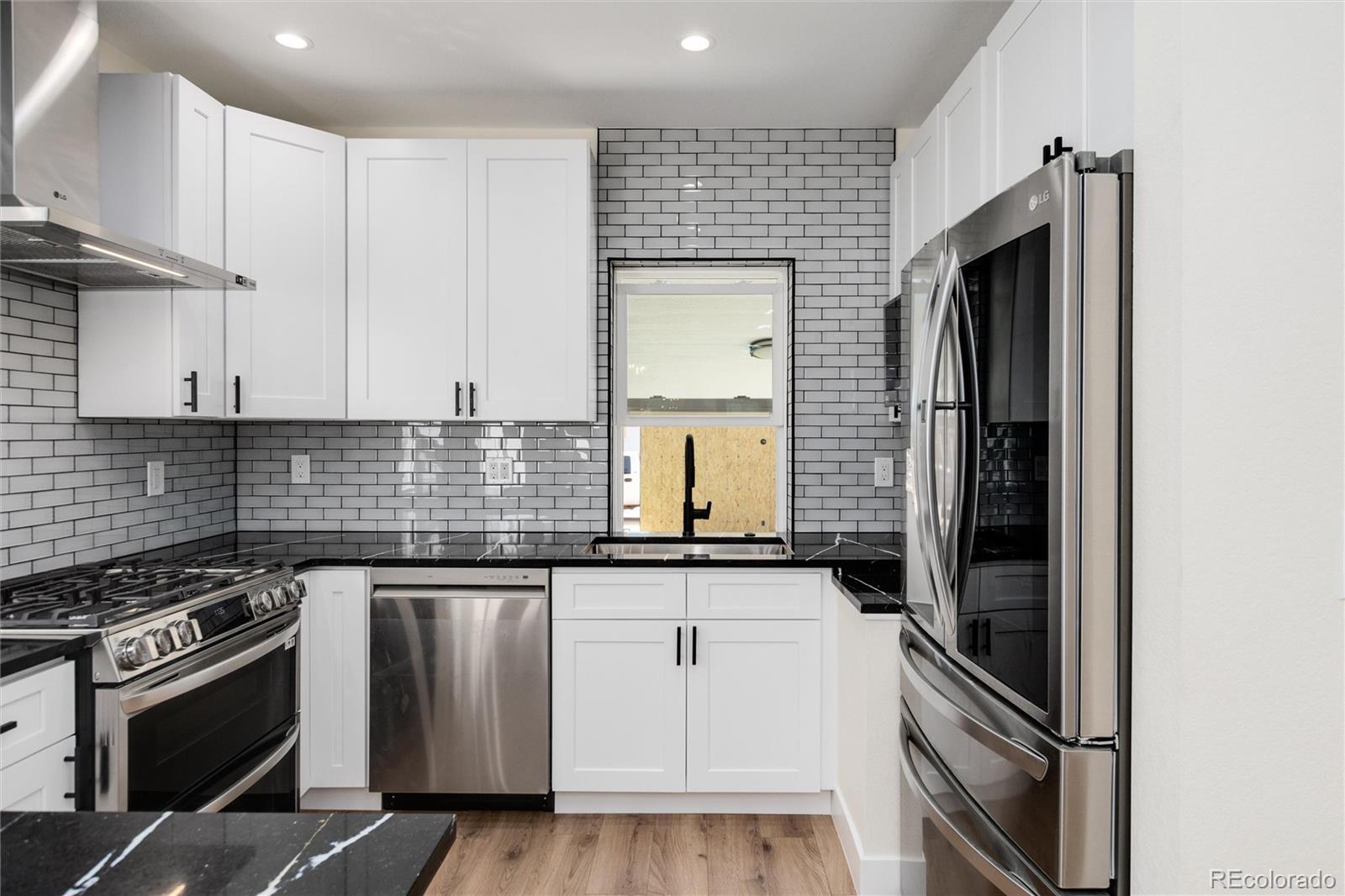 2555 Holly Street, Denver, CO 80207, 3 Bedrooms Bedrooms, ,3 BathroomsBathrooms,Residential,For Sale,Holly,REC8339353