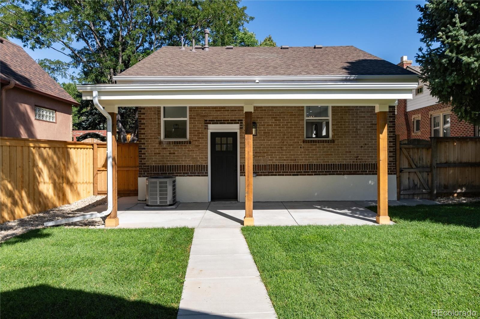 2555 Holly Street, Denver, CO 80207, 3 Bedrooms Bedrooms, ,3 BathroomsBathrooms,Residential,For Sale,Holly,REC8339353