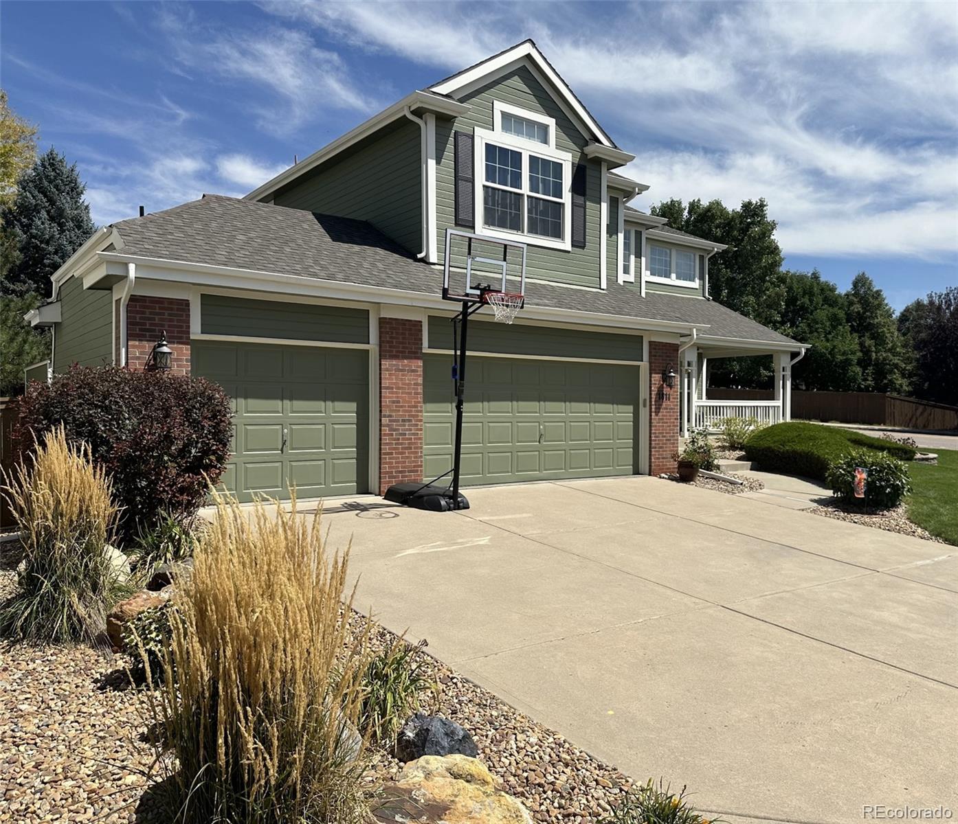 1611 Mountain Maple Avenue, Highlands Ranch, CO 80129, 3 Bedrooms Bedrooms, ,4 BathroomsBathrooms,Residential,For Sale,Mountain Maple,REC7581380