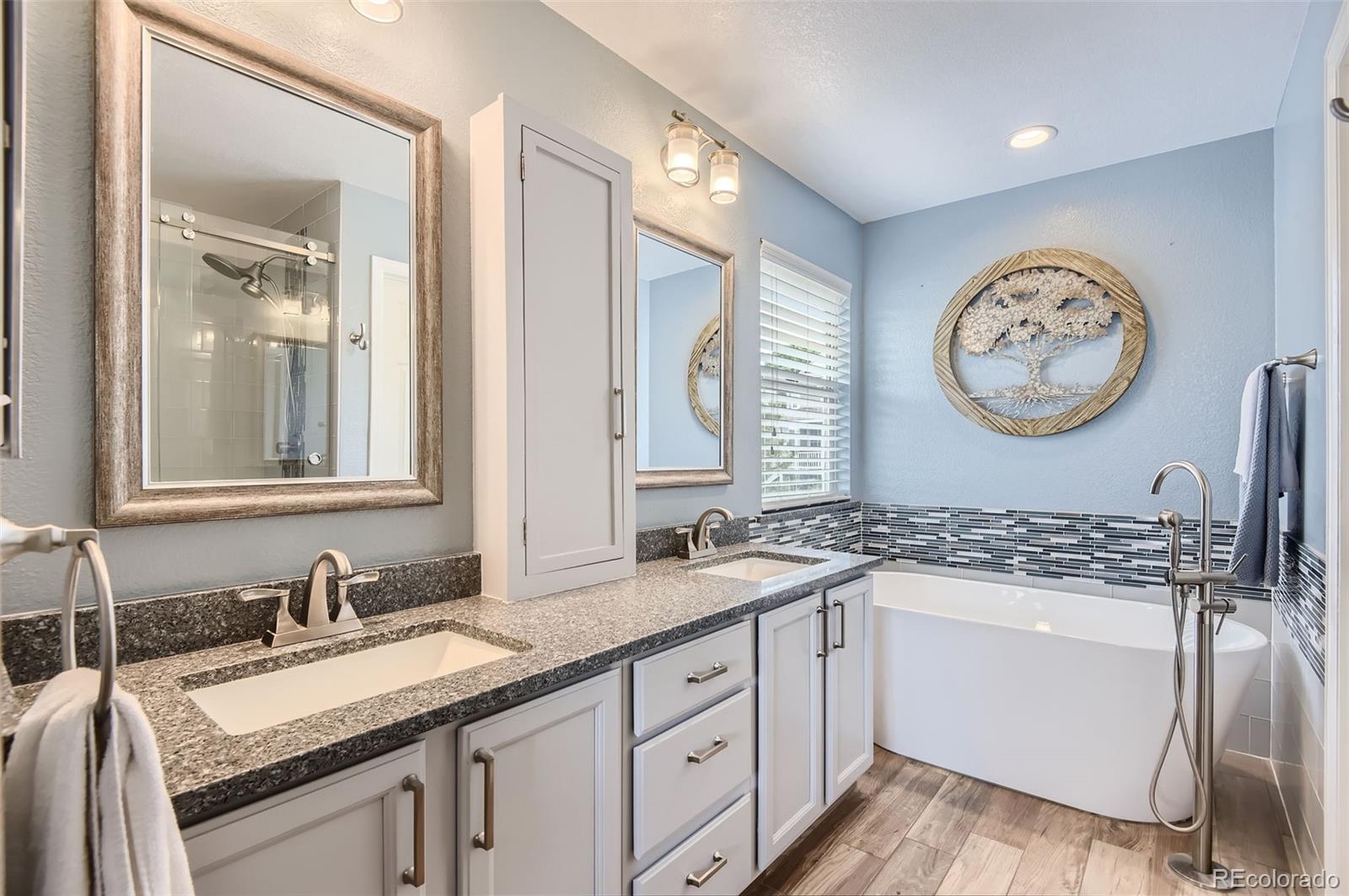 1611 Mountain Maple Avenue, Highlands Ranch, CO 80129, 3 Bedrooms Bedrooms, ,4 BathroomsBathrooms,Residential,For Sale,Mountain Maple,REC7581380