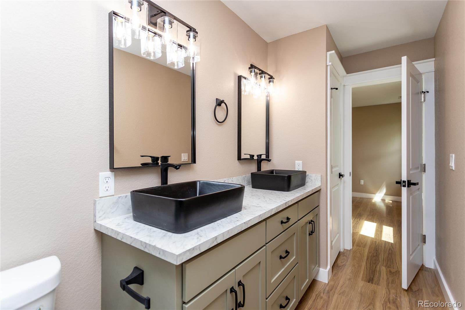 Restricted Address, 6 Bedrooms Bedrooms, ,2 BathroomsBathrooms,Income,For Sale,Cooper,REC8499413