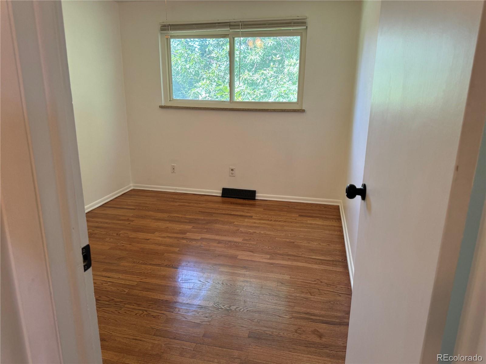 7086 S Uinta Street, Centennial, CO 80112, 4 Bedrooms Bedrooms, ,3 BathroomsBathrooms,Residential,For Sale,Uinta,REC2055689