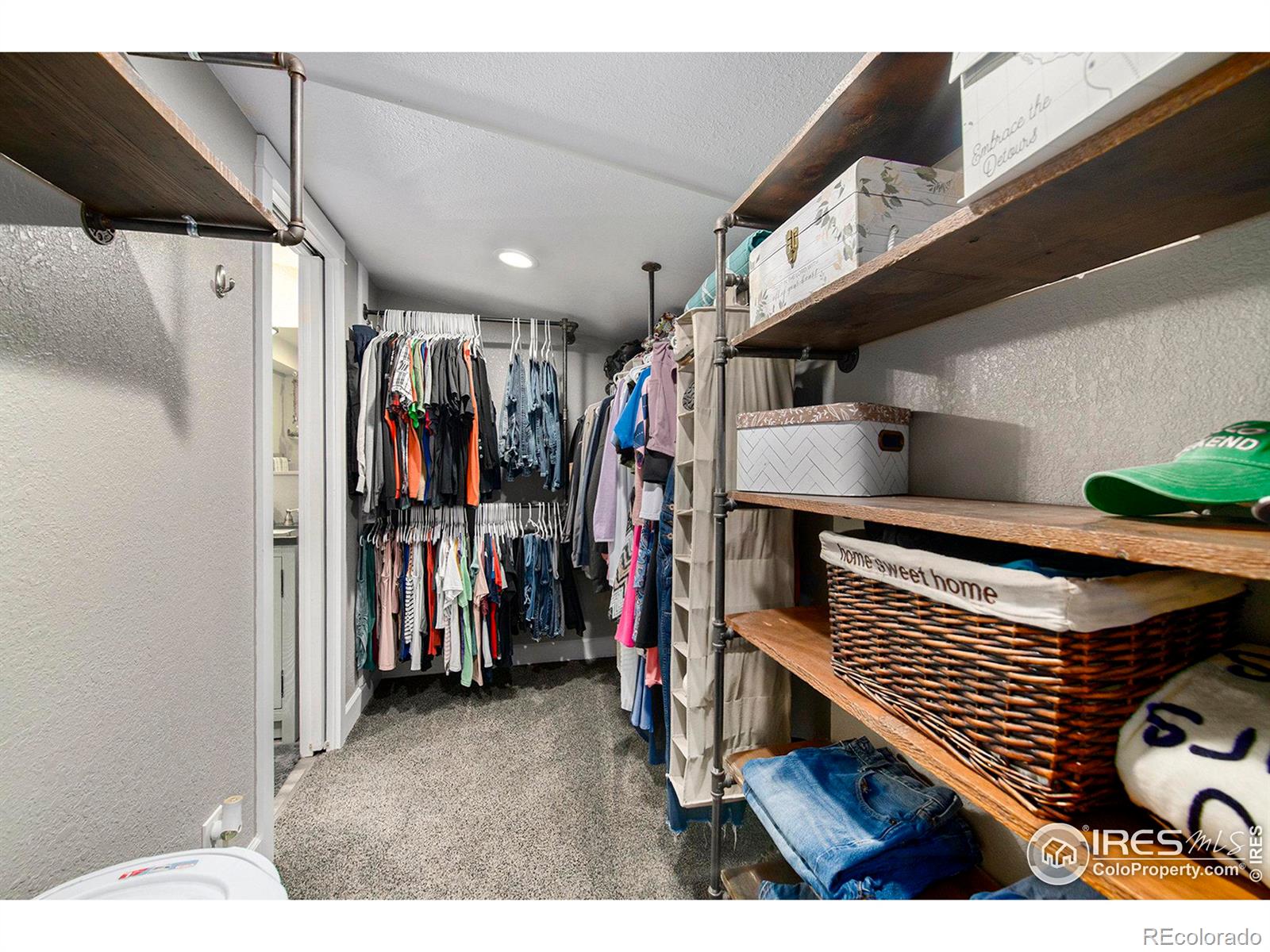 1685 Holly Avenue, Greeley, CO 80631, 3 Bedrooms Bedrooms, ,3 BathroomsBathrooms,Residential,For Sale,Holly,RECIR1017624