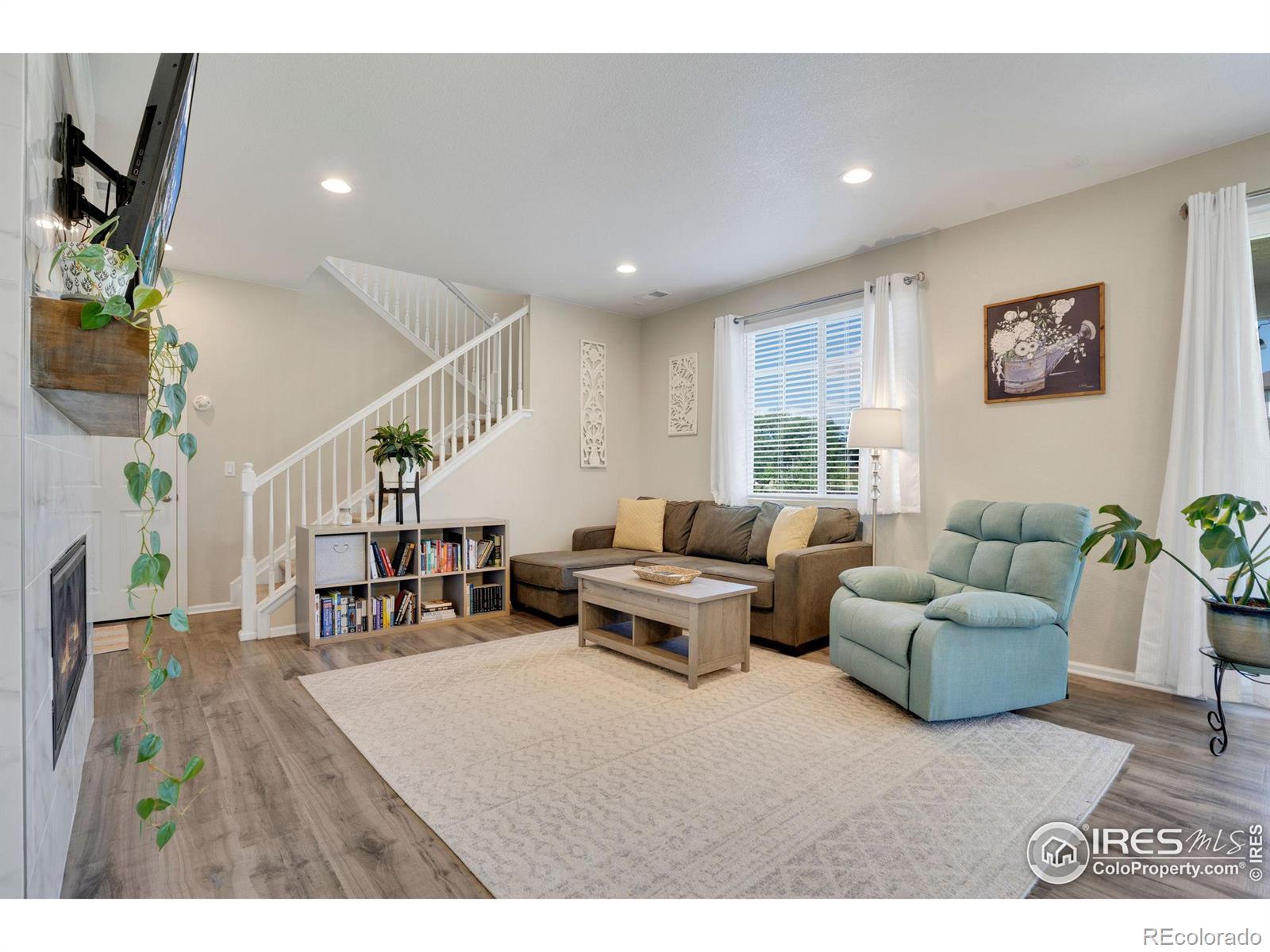2975 Sand Beach Lake Drive, Loveland, CO 80538, 3 Bedrooms Bedrooms, ,3 BathroomsBathrooms,Residential,For Sale,Sand Beach Lake,RECIR1017653