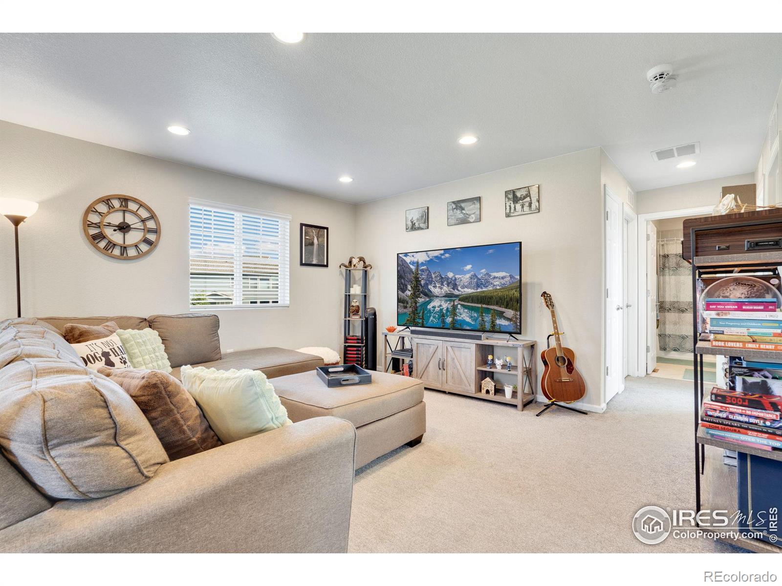2975 Sand Beach Lake Drive, Loveland, CO 80538, 3 Bedrooms Bedrooms, ,3 BathroomsBathrooms,Residential,For Sale,Sand Beach Lake,RECIR1017653