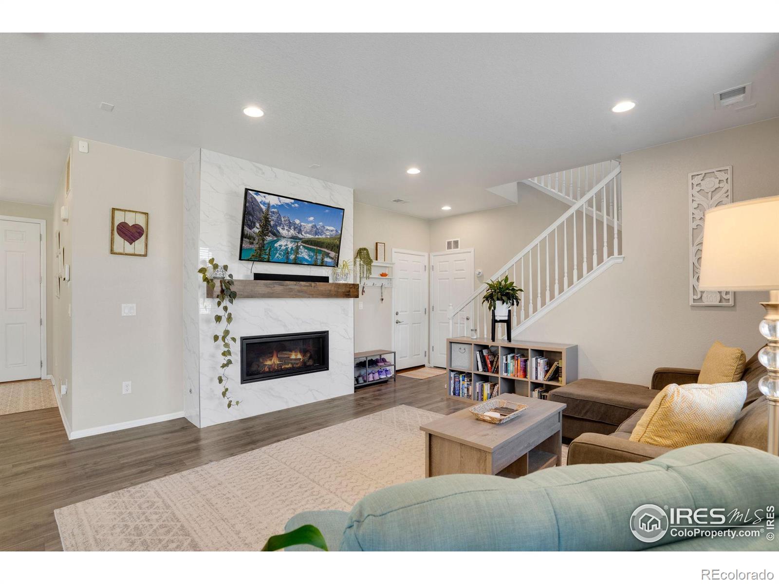 2975 Sand Beach Lake Drive, Loveland, CO 80538, 3 Bedrooms Bedrooms, ,3 BathroomsBathrooms,Residential,For Sale,Sand Beach Lake,RECIR1017653