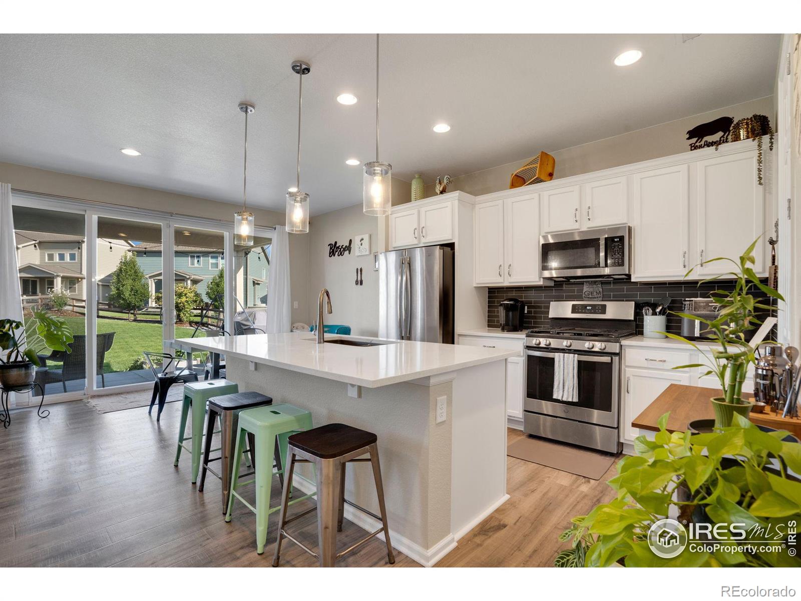 2975 Sand Beach Lake Drive, Loveland, CO 80538, 3 Bedrooms Bedrooms, ,3 BathroomsBathrooms,Residential,For Sale,Sand Beach Lake,RECIR1017653
