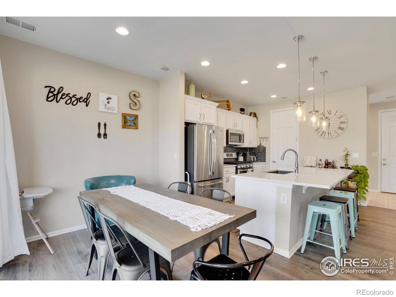 2975 Sand Beach Lake Drive, Loveland, CO 80538, 3 Bedrooms Bedrooms, ,3 BathroomsBathrooms,Residential,For Sale,Sand Beach Lake,RECIR1017653