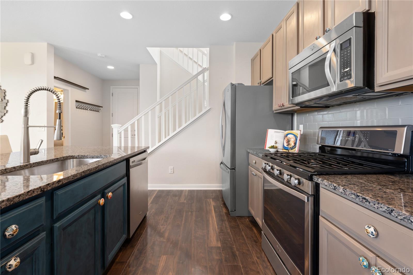 10128 Tall Oaks Street, Parker, CO 80134, 3 Bedrooms Bedrooms, ,4 BathroomsBathrooms,Residential,For Sale,Tall Oaks,REC2075007