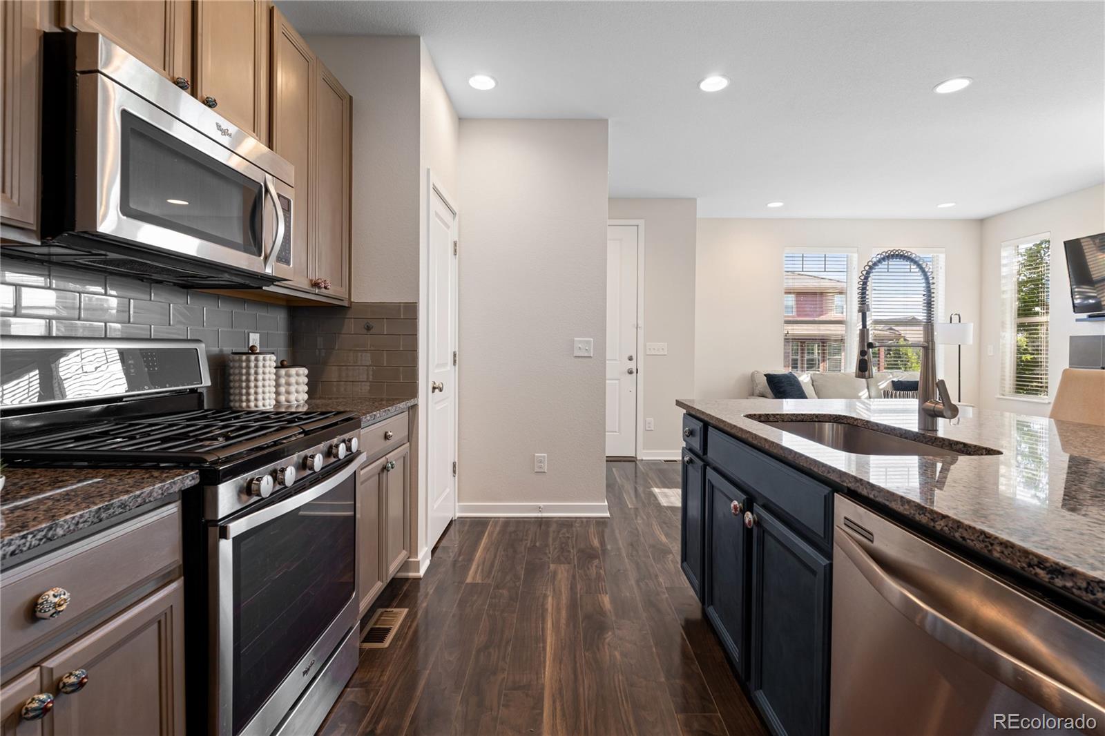 10128 Tall Oaks Street, Parker, CO 80134, 3 Bedrooms Bedrooms, ,4 BathroomsBathrooms,Residential,For Sale,Tall Oaks,REC2075007