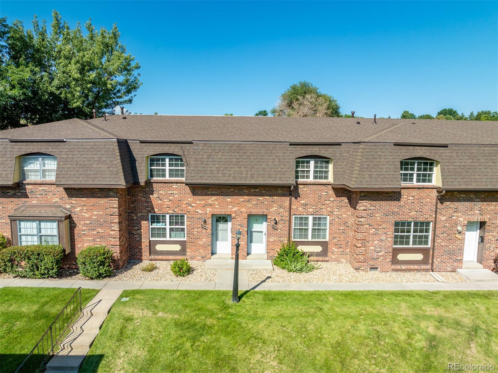 5541 Lowell Boulevard, Littleton, CO 80123, 2 Bedrooms Bedrooms, ,2 BathroomsBathrooms,Residential,For Sale,Chateaux Beaumar Condos,Lowell,REC7407064