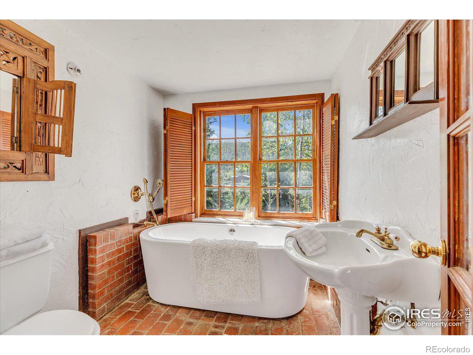 166 1st Street, Nederland, CO 80466, 3 Bedrooms Bedrooms, ,2 BathroomsBathrooms,Residential,For Sale,1st,RECIR1017765