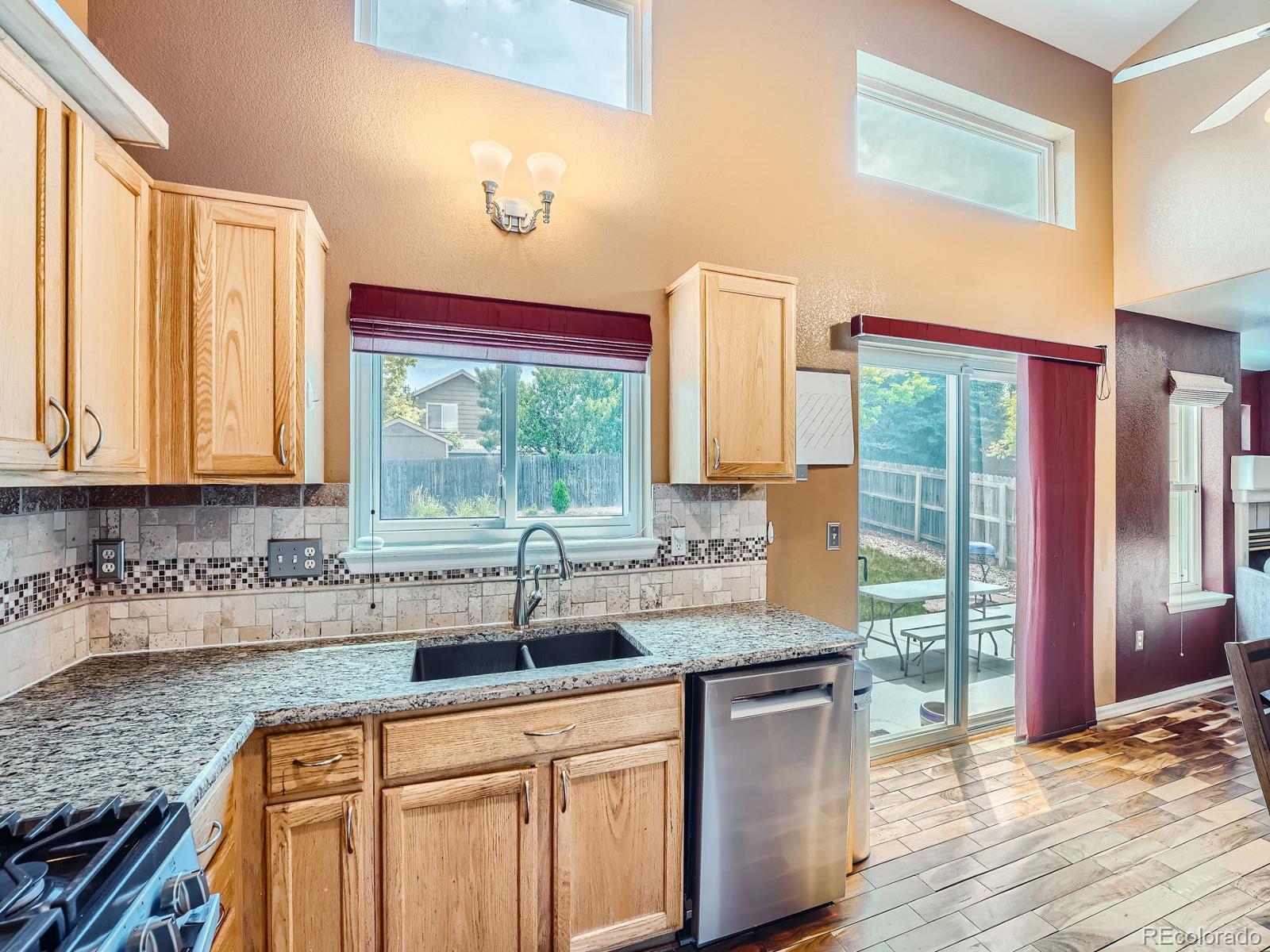 4158 Riviera Street, Aurora, CO 80018, 3 Bedrooms Bedrooms, ,3 BathroomsBathrooms,Residential,For Sale,Riviera,REC8985963