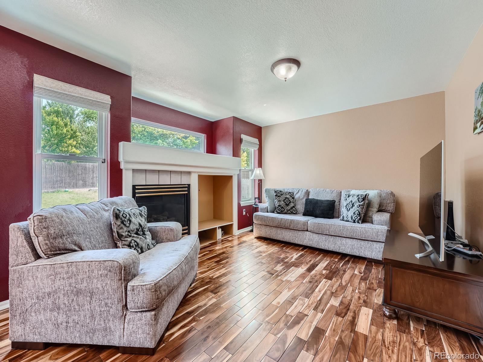 4158 Riviera Street, Aurora, CO 80018, 3 Bedrooms Bedrooms, ,3 BathroomsBathrooms,Residential,For Sale,Riviera,REC8985963