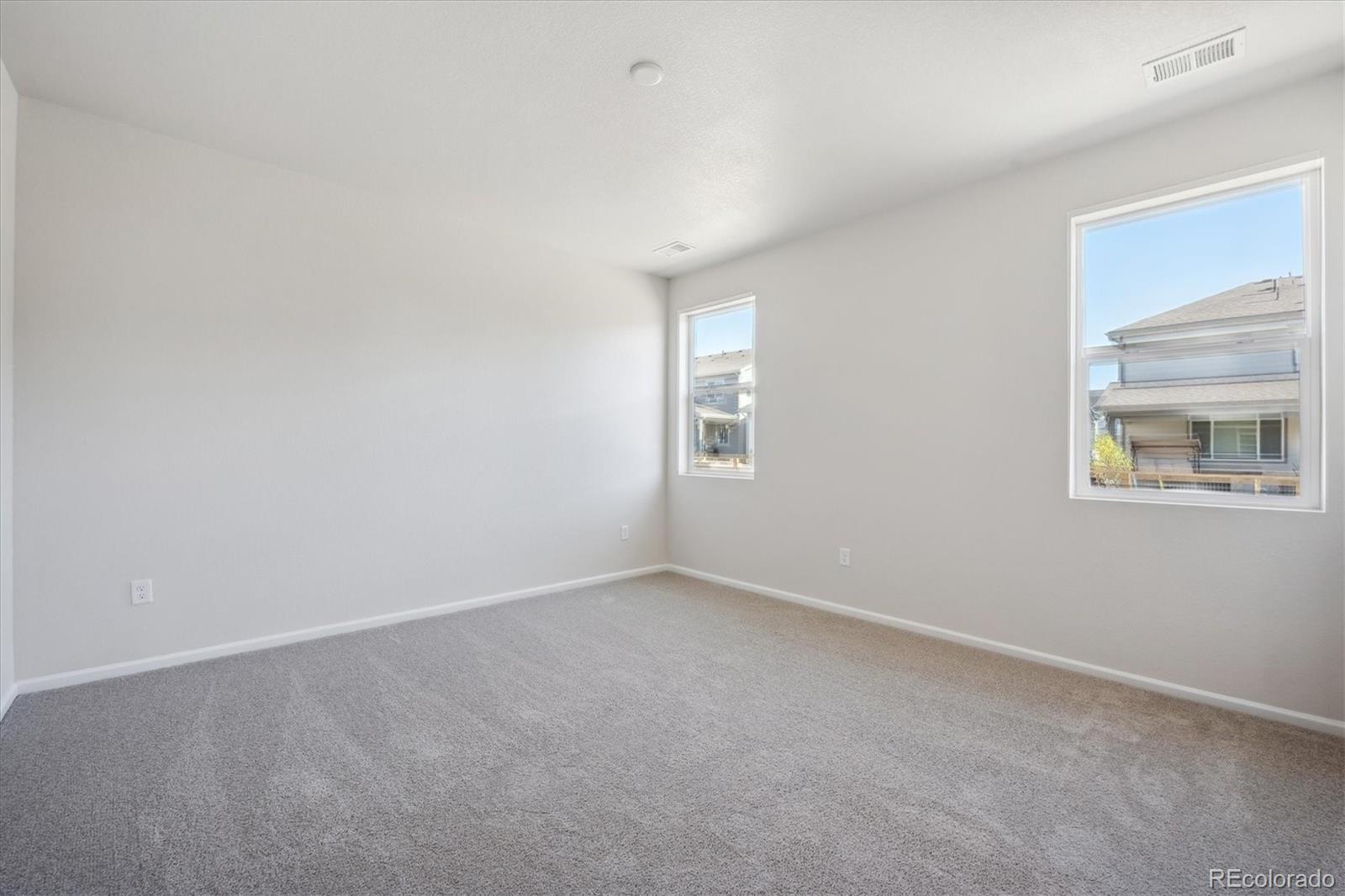 981 Sandhills Street, Windsor, CO 80550, 4 Bedrooms Bedrooms, ,2 BathroomsBathrooms,Residential,For Sale,Sandhills,REC5762735