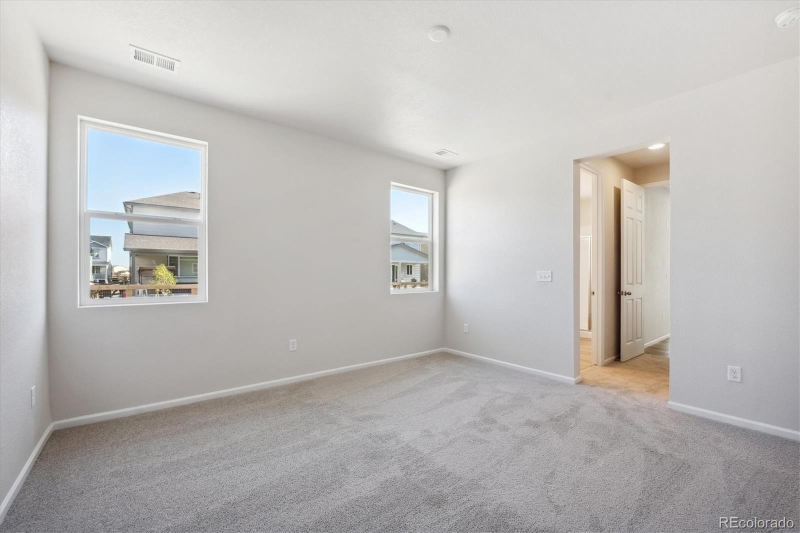 981 Sandhills Street, Windsor, CO 80550, 4 Bedrooms Bedrooms, ,2 BathroomsBathrooms,Residential,For Sale,Sandhills,REC5762735