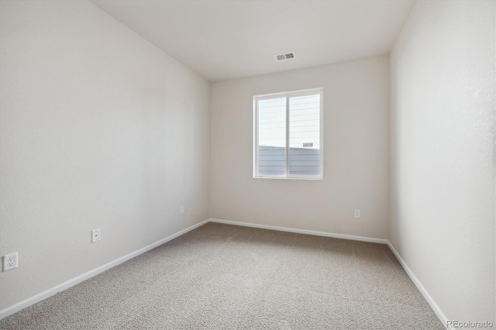 981 Sandhills Street, Windsor, CO 80550, 4 Bedrooms Bedrooms, ,2 BathroomsBathrooms,Residential,For Sale,Sandhills,REC5762735