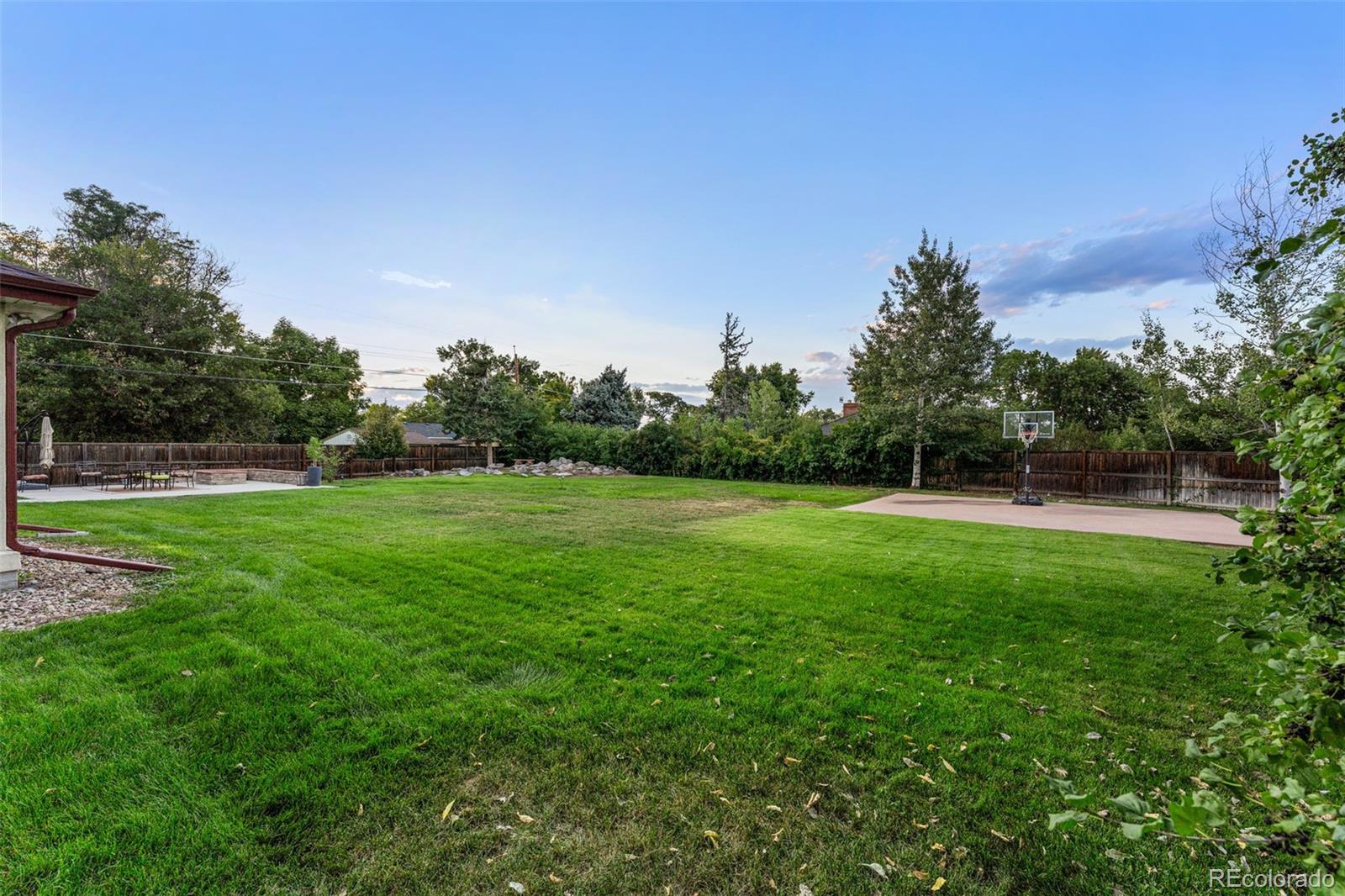 2801 Monaco Parkway, Denver, CO 80207, 5 Bedrooms Bedrooms, ,5 BathroomsBathrooms,Residential,For Sale,Monaco,REC7118055