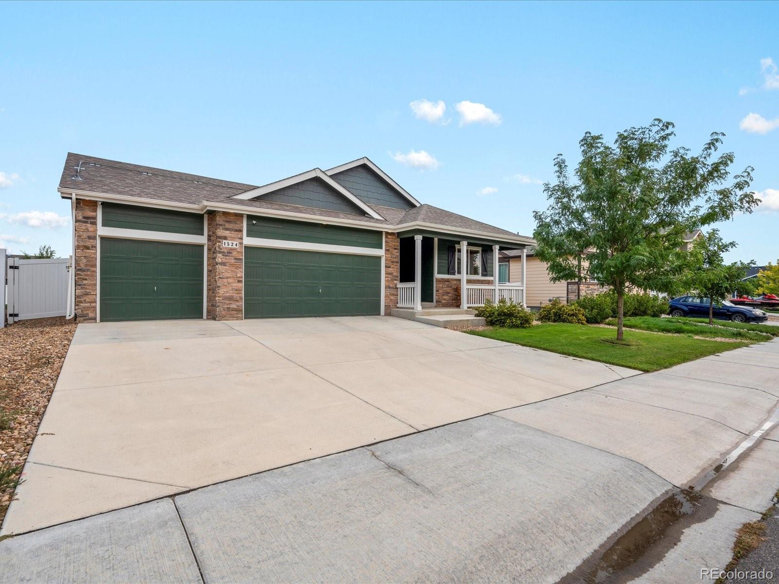 1524 Wavecrest Drive, Severance, CO 80550, 5 Bedrooms Bedrooms, ,3 BathroomsBathrooms,Residential,For Sale,Wavecrest,REC3648868