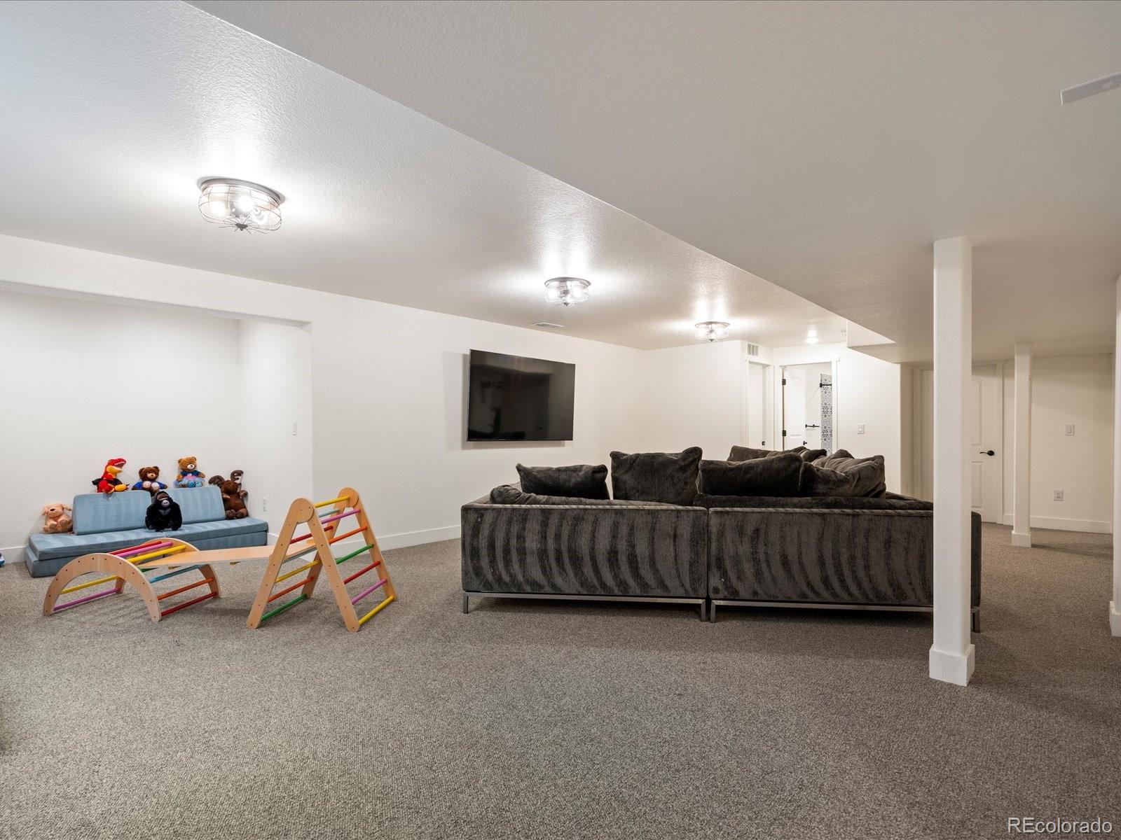 1524 Wavecrest Drive, Severance, CO 80550, 5 Bedrooms Bedrooms, ,3 BathroomsBathrooms,Residential,For Sale,Wavecrest,REC3648868