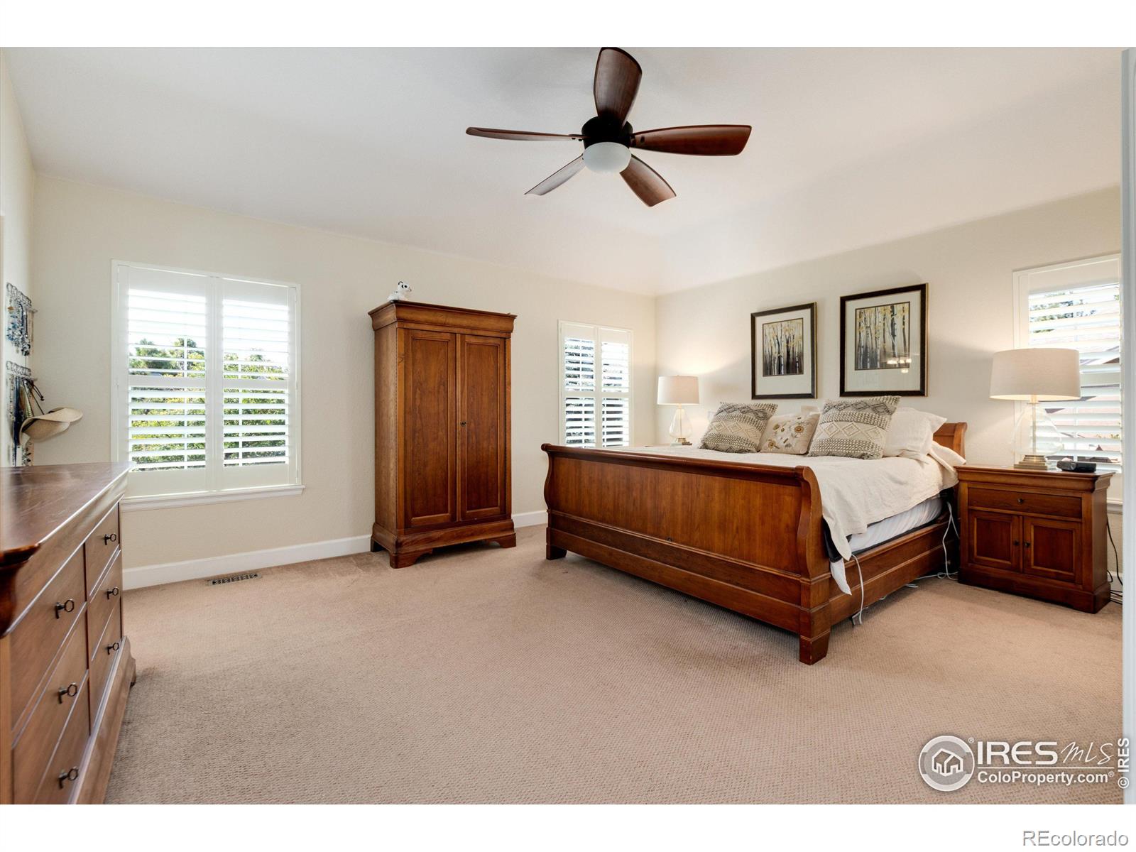 617 Sherman Street, Castle Pines, CO 80108, 2 Bedrooms Bedrooms, ,3 BathroomsBathrooms,Residential,For Sale,Sherman,RECIR1018081