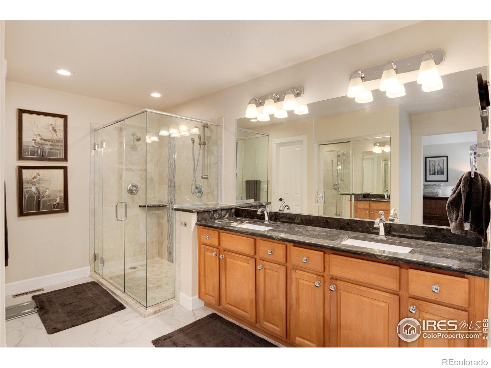 617 Sherman Street, Castle Pines, CO 80108, 2 Bedrooms Bedrooms, ,3 BathroomsBathrooms,Residential,For Sale,Sherman,RECIR1018081