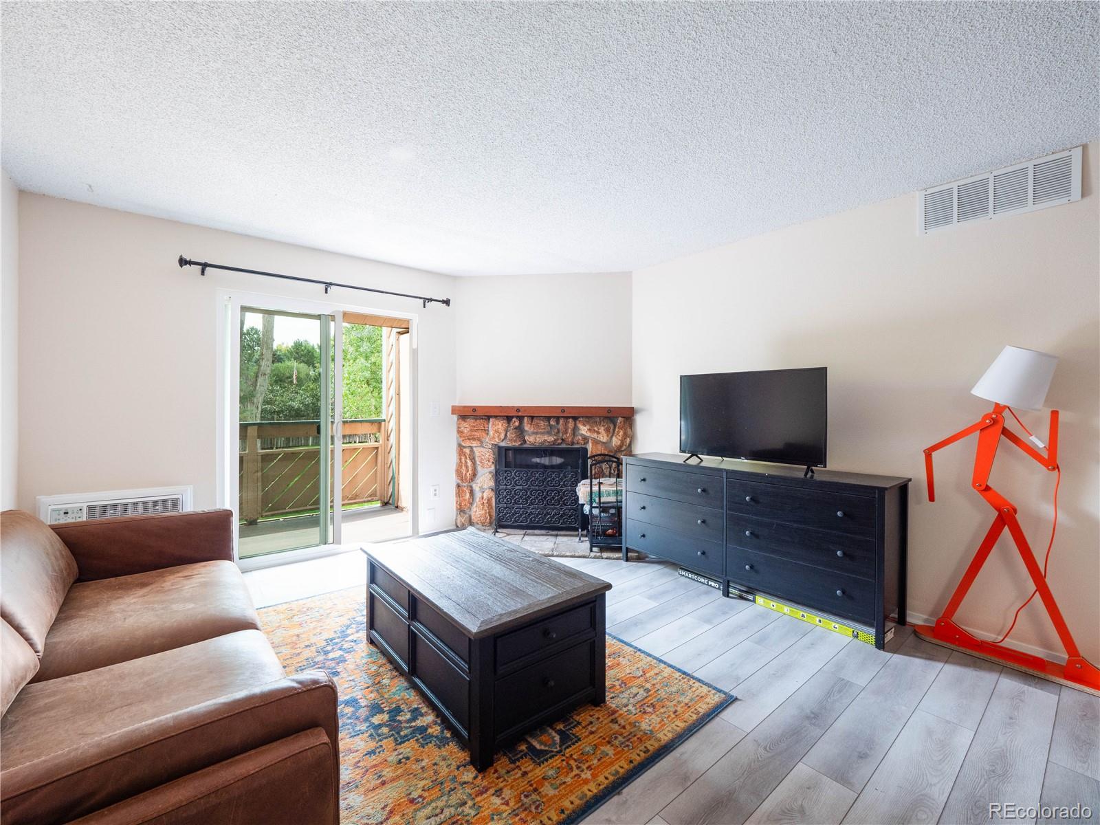 15126 Louisiana Drive #202, Aurora, CO 80012, 2 Bedrooms Bedrooms, ,1 BathroomBathrooms,Residential,For Sale,Louisiana,REC3364581