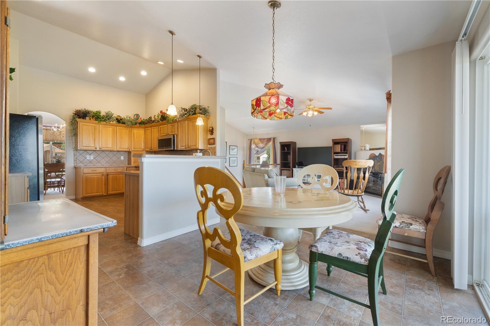 Restricted Address, 5 Bedrooms Bedrooms, ,4 BathroomsBathrooms,Residential,For Sale,Costilla,REC7147895
